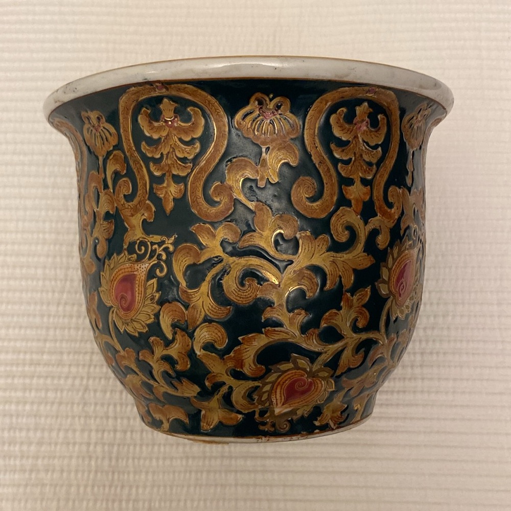 Antique Ceramic Porcelain Chinese Jardiniere Planter Circa 1920s